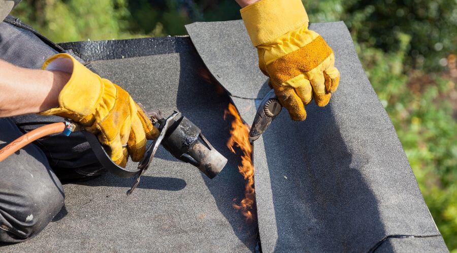 Expert Emergency Roof Repairs services in Sloan, IA